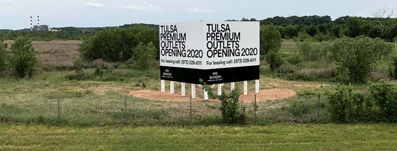 Tulsa Premium Outlet Malls Sign
